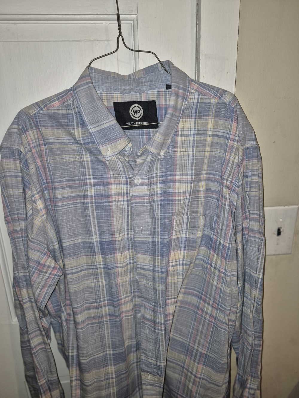 Weatherproof Men’s Light Blue Pastel Plaid Button-Down Shirt